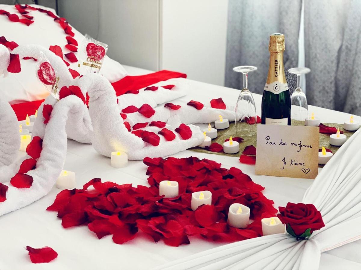 Couttet Champion Romantique Proche Gare อานซี ภายนอก รูปภาพ